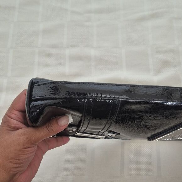 Guess Clutch Black Handbag with Silver Accents - Picture 6 of 16